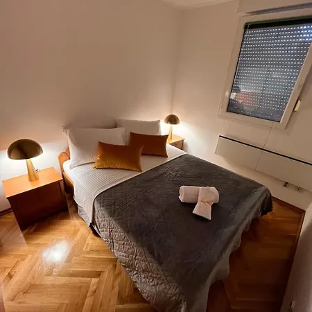 Neda - Spacious With Sea View Garden *